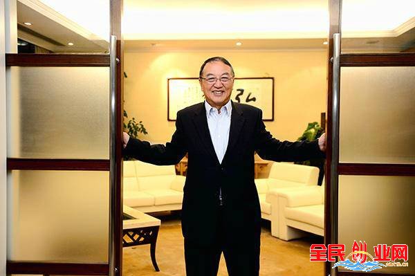 华经网：联想董事长75岁柳传志退休,回顾下他35年的创业经历