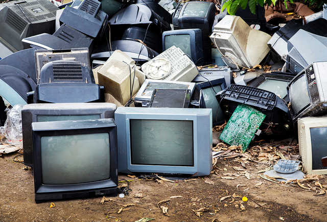 CRT画质秒杀液晶电视，为何最后被时代抛弃？