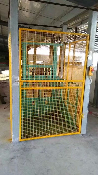 【訂購升降貨梯廠家濰坊市啟運液壓機械供應大噸位舉升機貨運電梯】- 