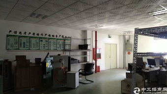 松崗高速出口新出樓上帶裝修廠房整層2500平方兩部電梯廠房租